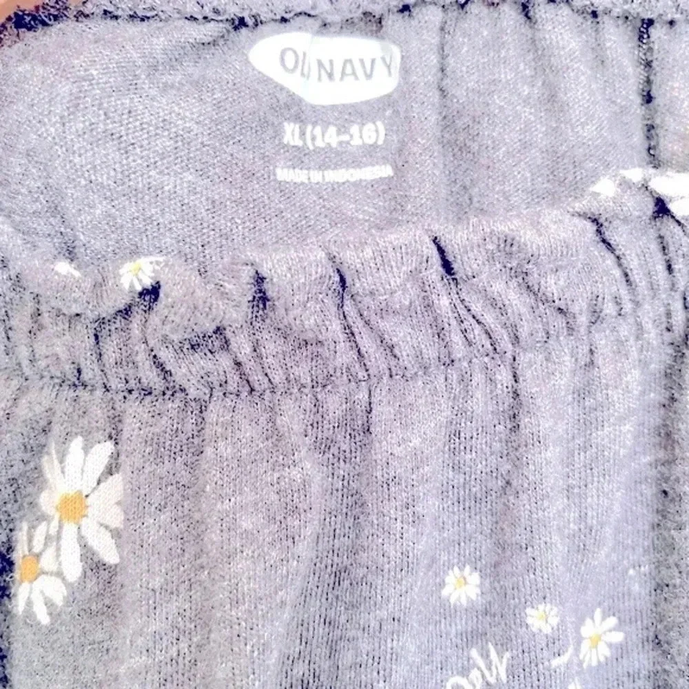 Old Navy Girl’s Size 12 Charcoal Gray Daisy Romper